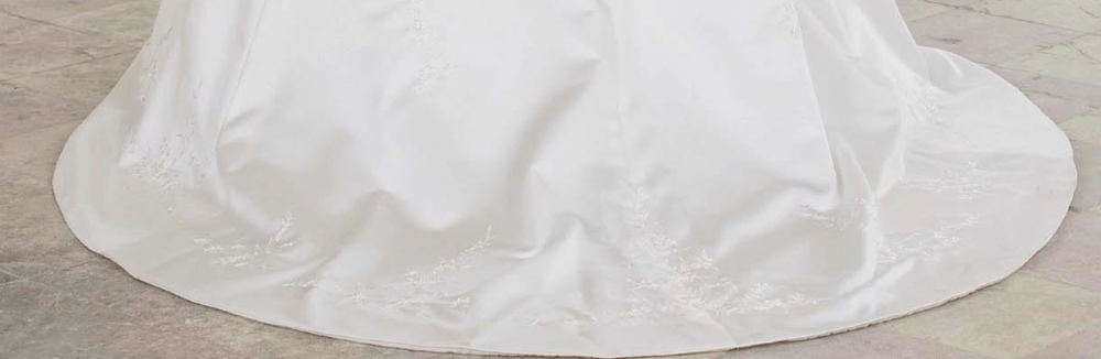 Lilly Brudekjole Med Halterneck LILLY 08-3109