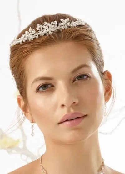 Brudetiara mad blanke stener