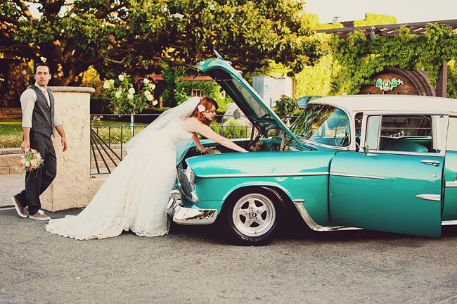 retro car wedding shoot1