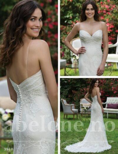smal brudekjole med blonde 3940 sincerity collage abelone