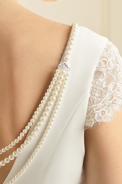 perle dekorasjon til ryggen av brudekjole eller kjole n37 bianco evento abelone.no