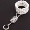 Vintage armbånd med perler. Great Gatsby